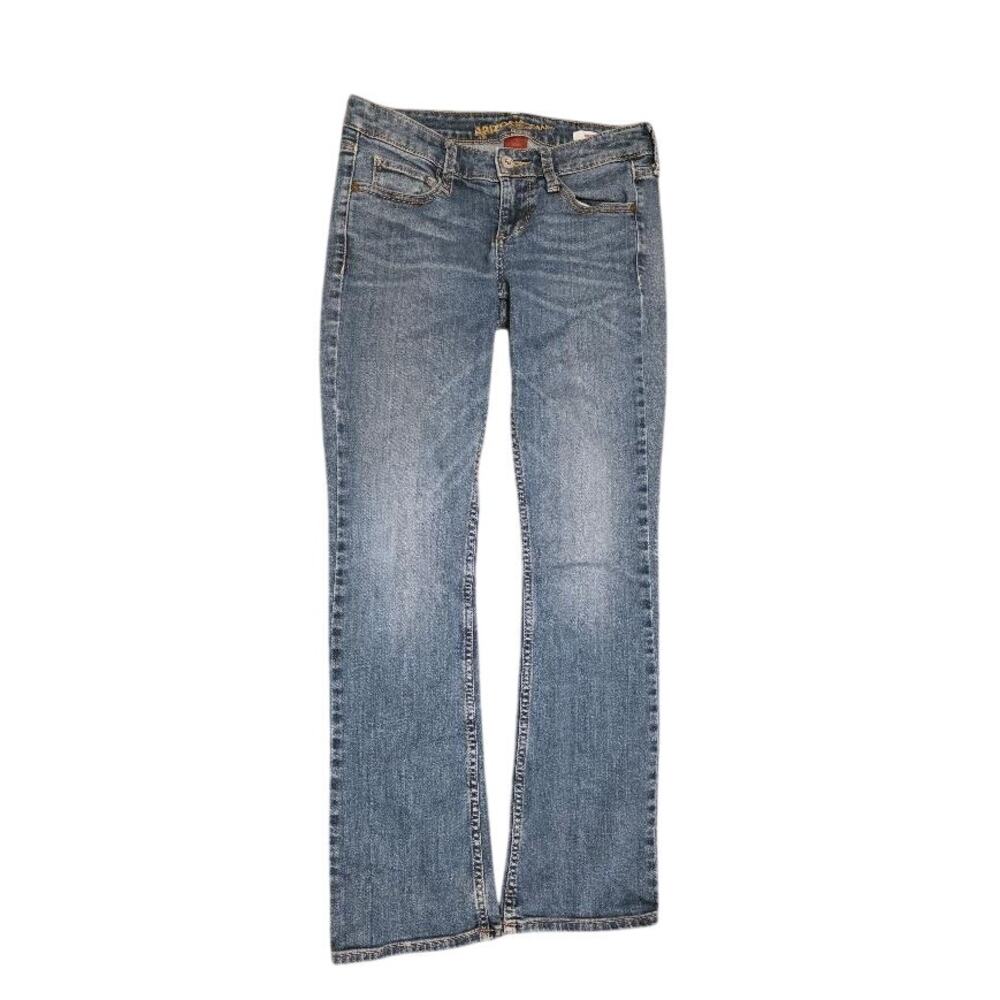 Arizona Jeans Womens Juniors 3 Short Bootcut Jeans Medium Wash Y2K